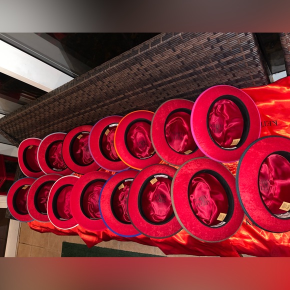 Very well kept and cleaned KEITH & JAMES hats. - Picture 3 of 4